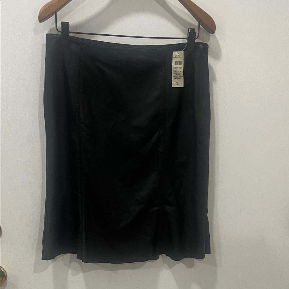 Lillie Rubin Classic Black Pencil Skirt